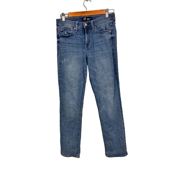 Gap Denim - Gap Classic Straight Jean Women’s size 6 or 28 Medium Wash